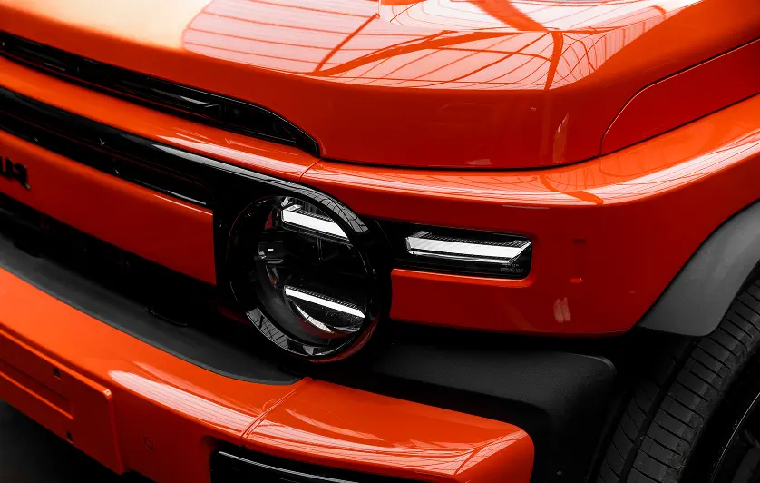 iCAUR V23 exterior front mesh and headlight detail