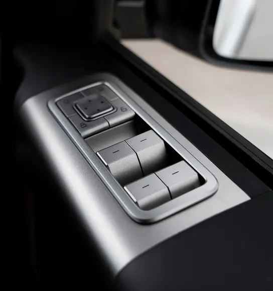 iCAUR V23 controls feature